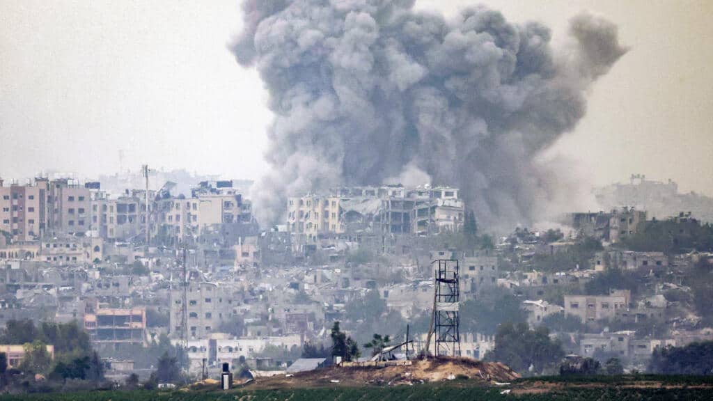 Actu france Intenses bombardements en cours larmee israelienne va etendre