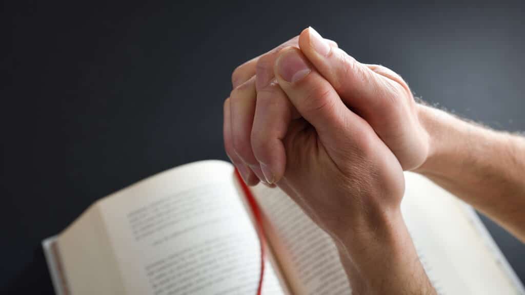 Infos française: le projet de loi visant à interdire les autodafés de textes religieux devant le Parlement