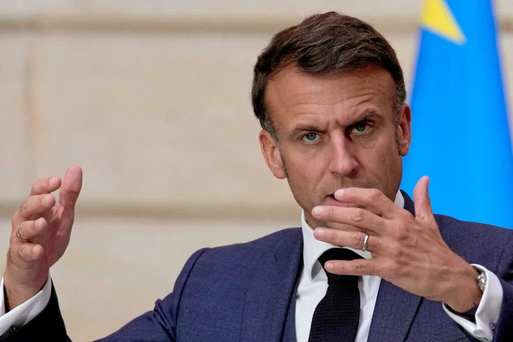 Actualites nationales Emmanuel Macron persiste et signe sur lhypothese dun 1024x683 1